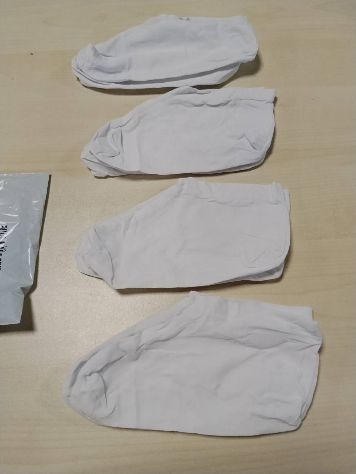 290337 - SCETTAR 4 palë çorape hidratuese, çorape xheli anti-rrëshqitëse për këmbët, çorape pambuku për kujdesin e këmbëve për gra dhe burra, për heqjen e kallove, këmbë të thata dhe të çara (4 të bardha)