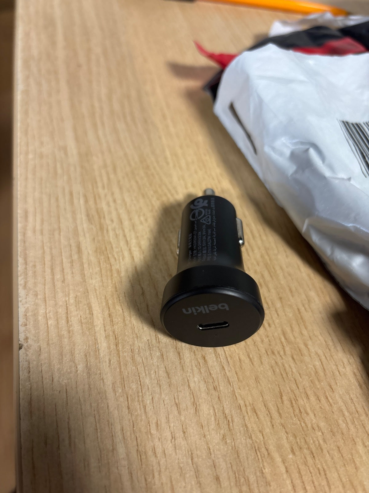 322166 - Karikues makine Belkin USB-C, Power Delivery 9V/12V, 27W, i zi