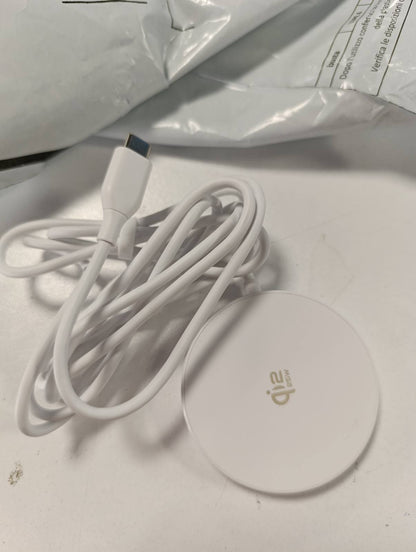 310188 - AMAZON BASICS Karikues pa tel 25W, i çertifikuar Qi2.2, i pajtueshëm me MagSafe për iPhone 17/16/15/14/13/12, i bardhë