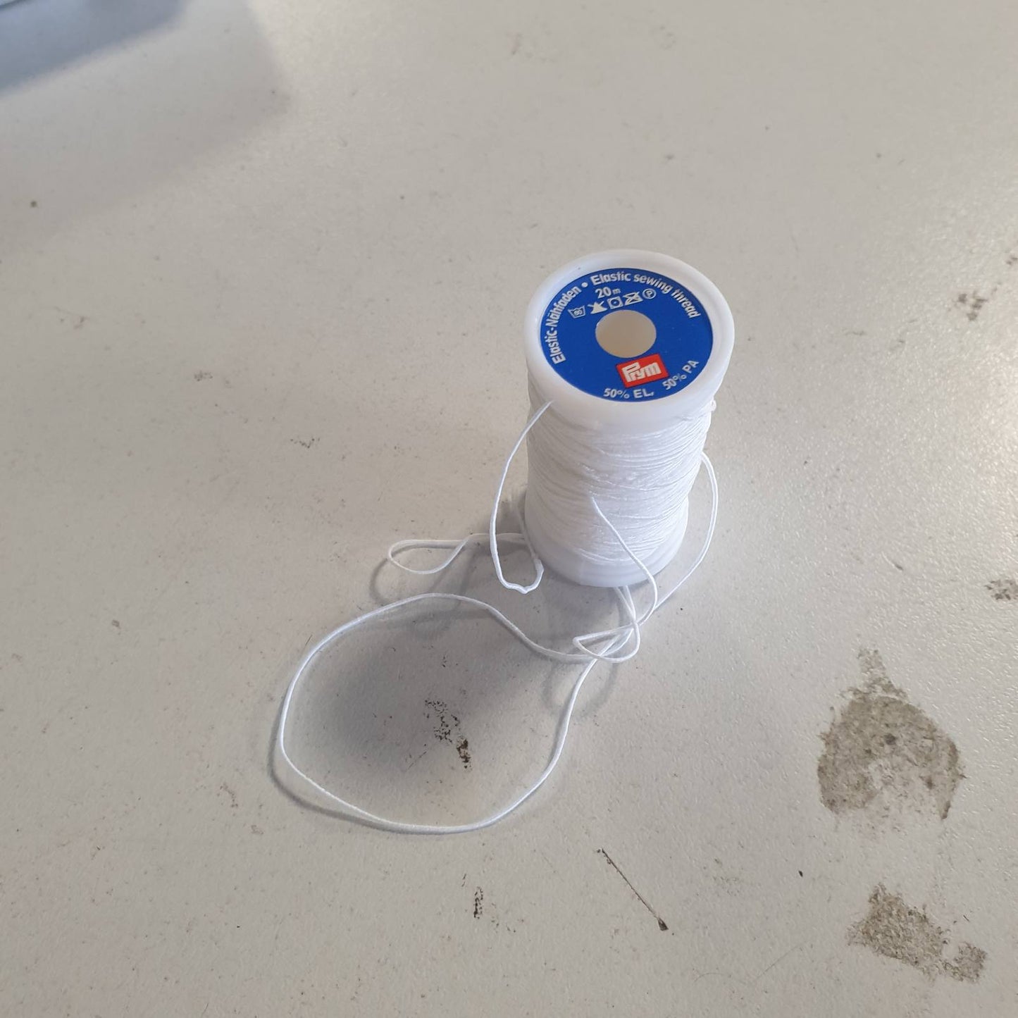 274739 - PRYM Fije Qepëse Elastike, 20 metra gjatësi x 0.5 mm trashësi, e bardhë