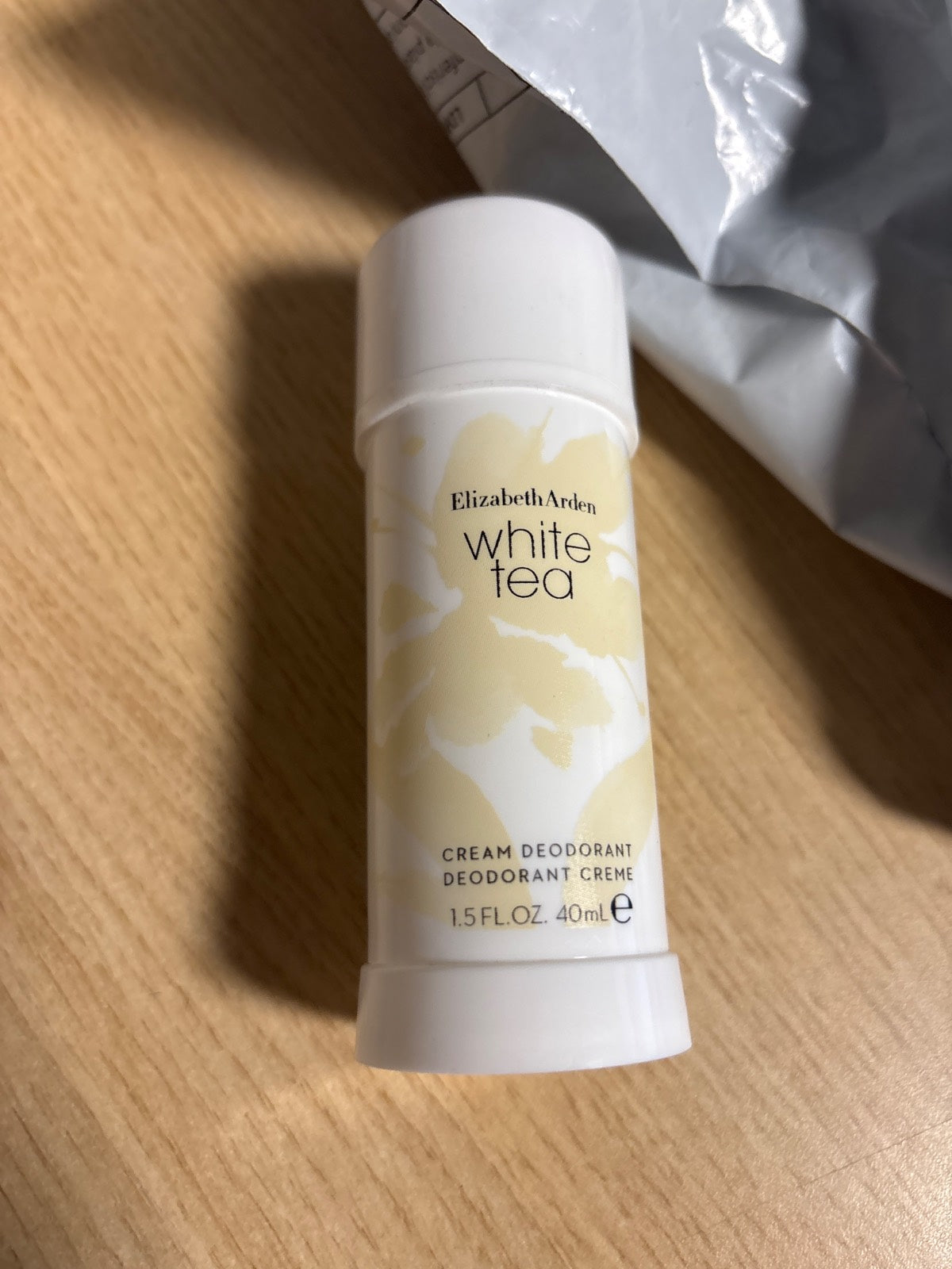 317874 - ELIZABETH ARDEN - Çaj i Bardhë - Deodorant Krem për Femra - 40 ml - Antidjersë me aromë lulesh