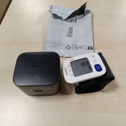 315912 - OMRON Monitor automatik i tensionit të gjakut RS4, fitues i testit Stiftung Warentest 11/2023, i validuar klinikisht, me memorie