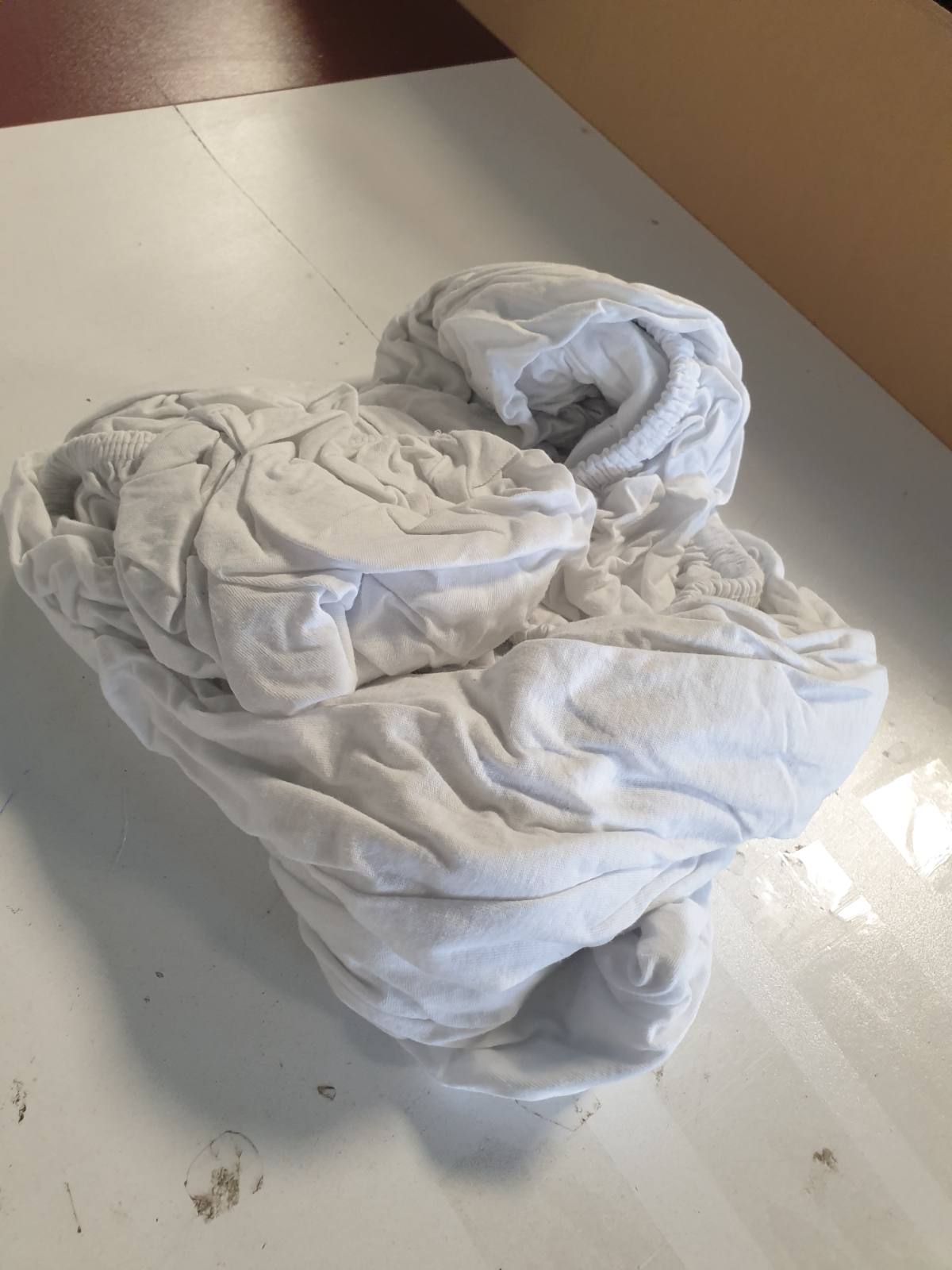 196948 - DREAMZIE - Çarçaf i Montuar në Madhësi 90x190/200cm - Material Pambuk i Certifikuar nga Oeko Tex - Ngjyra e Bardhë - Prodhuar 100% nga Xhersi