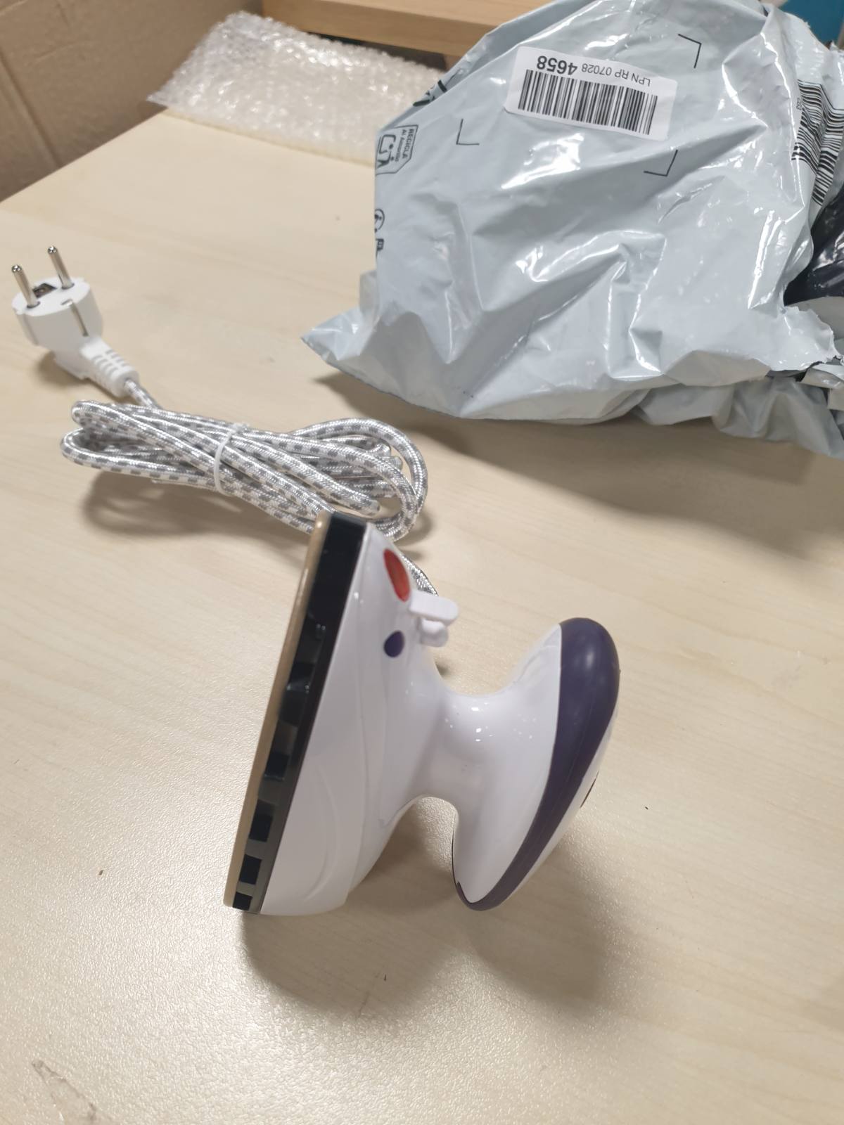 213795 - PRYM Mini hekur me avull 611915, i bardhë