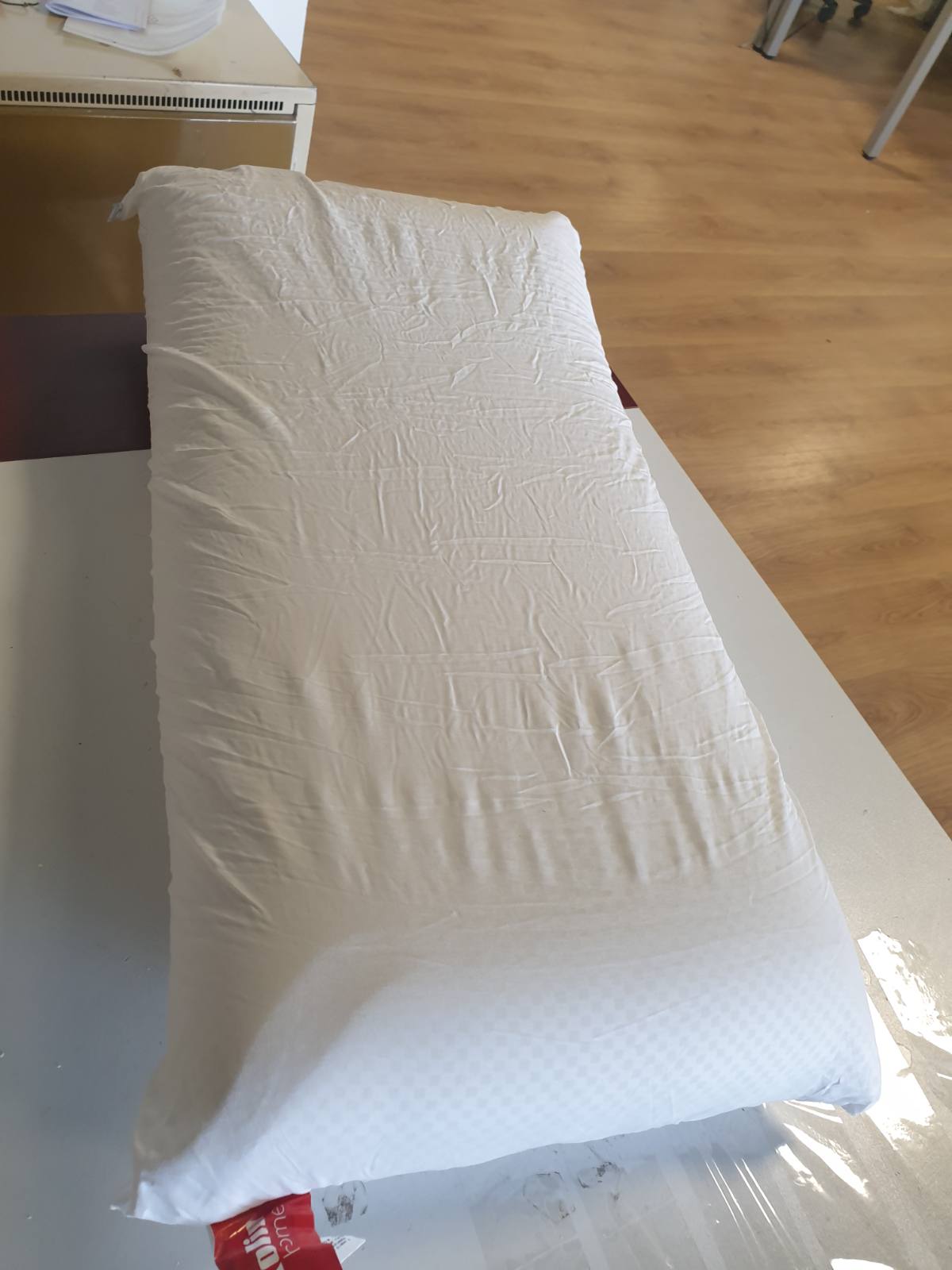 221849 - PIKOLIN HOME Jastëk viskoelastik 70 cm, Madhësi hoteli - Mbështetëse për qafën, Hipoalergjik, me fortësi të lartë