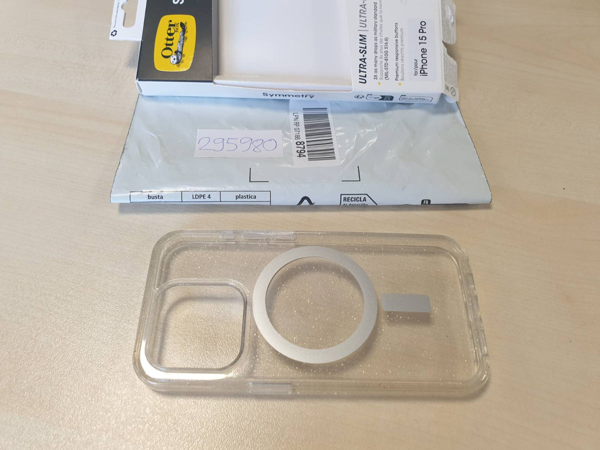 295980 - OTTERBOX Mbështjellëse transparente Symmetry Clear për MagSafe për iPhone 15 Pro, rezistente ndaj goditjeve, e testuar 3 herë sipas standardit ushtarak, Stardust