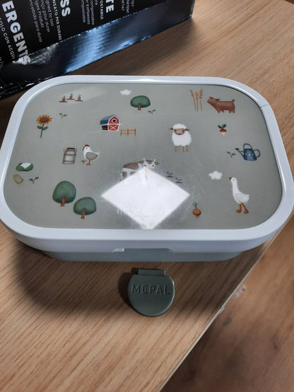 294471 - MEPAL Kuti Dreke për Fëmijë Campus Little Dutch, Kuti Bento me Ndarje dhe Pirun, Kapacitet: 750 ml, Pa BPA, e Mundshme për Lavatriçe, Little Farm