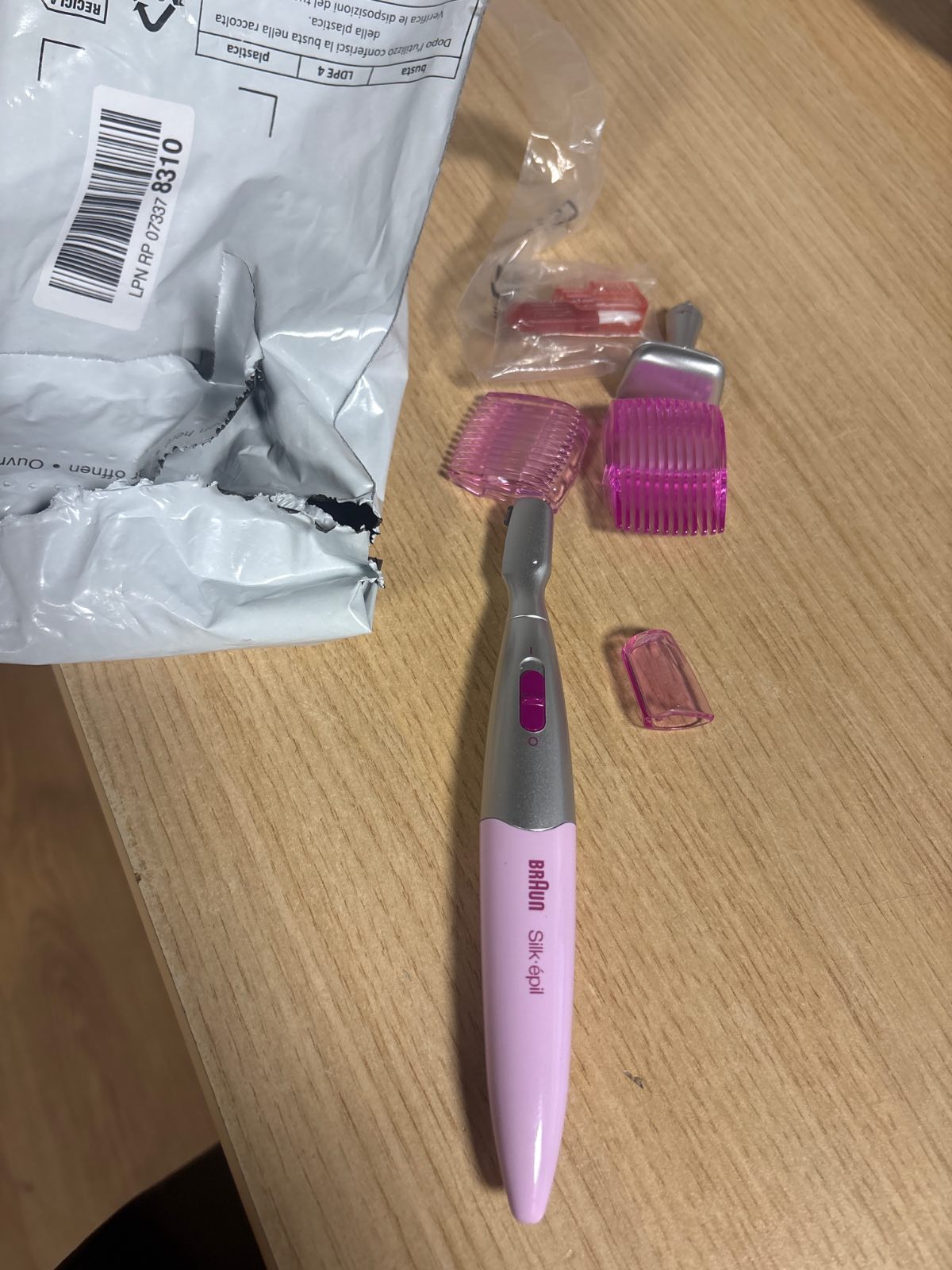 289919 - BRAUN - Depilator për Femra Silk-épil FG1100, Stilues Bikini 3-në-1 me 4 Shtojca, Rozë