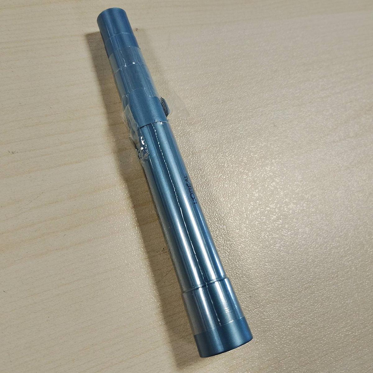 317805 - L'ORÉAL PARIS Rimel i papërshkueshëm nga uji për vëllim dhe gjatësi, formulë forcuese me ceramide, furçë dy anëshe, ngjyra: e zezë