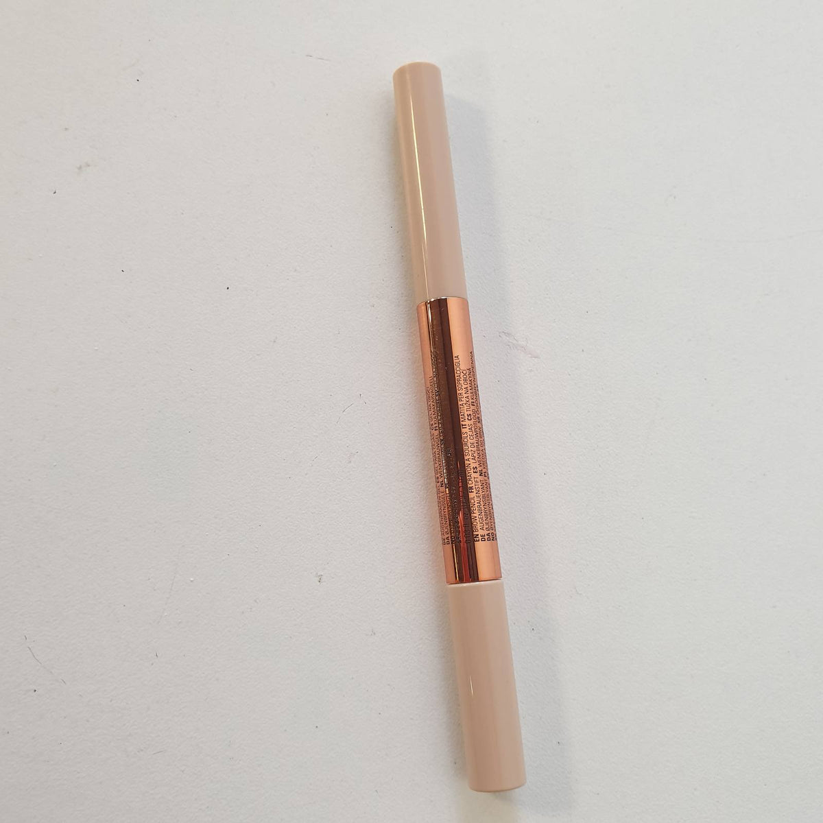 301277 - MAKEUP REVOLUTION - Filtër Duo Fluffy Brow, Laps dhe Xhel për Vetullat, I disponueshëm në 5 Nuanca, Kafe e Errët, 1 copë