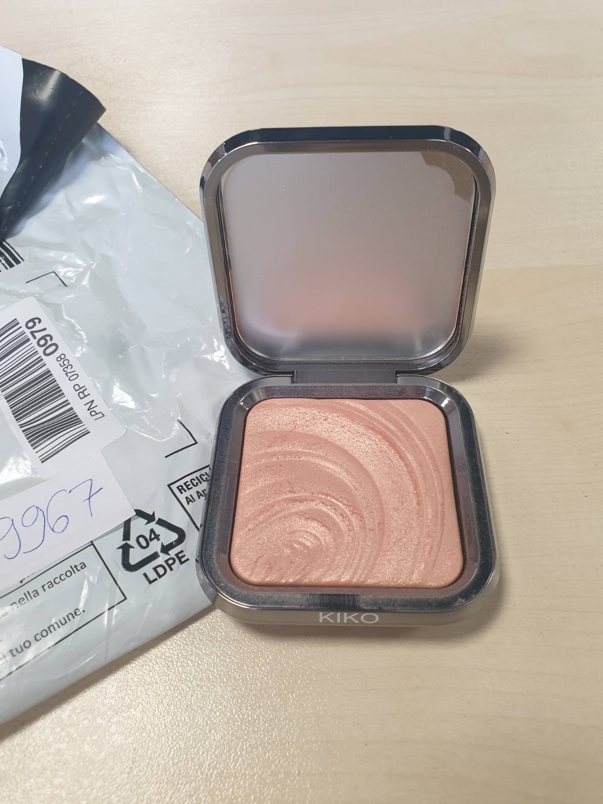 289967 - KIKO MILANO Glow Fusion Intense Pudër Highlighter 02 | Pudër për Fytyrën Illumite, Teksturë Mëndafshtë dhe Reflektuese