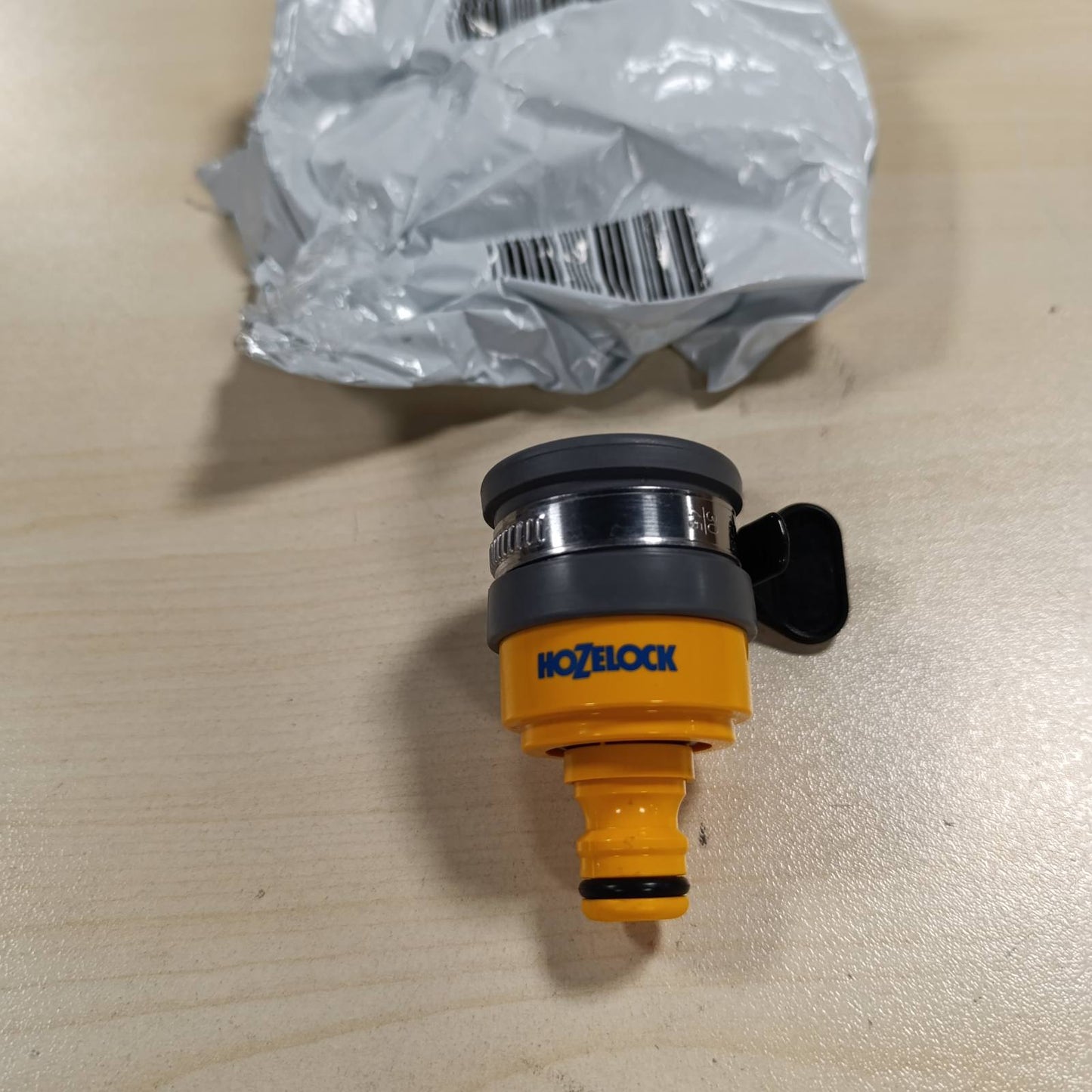 289188 - HOZELOCK - Lidhje e rrumbullakët me fileto të brendshme Ø 20mm - 24mm, Kapëse çeliku inox e rregullueshme, Lidhje e thjeshtë dhe e ngushtë [2177P9000]