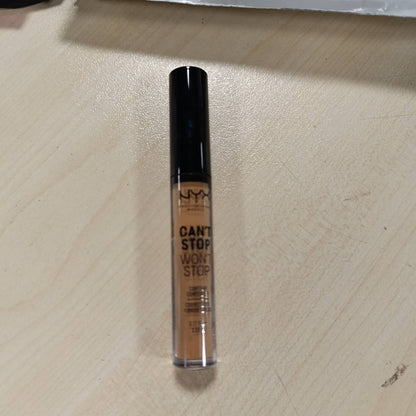 303726 - NYX Korrektor Profesional për Makeup, 24-Hour Wear, përfundim mat, i artë