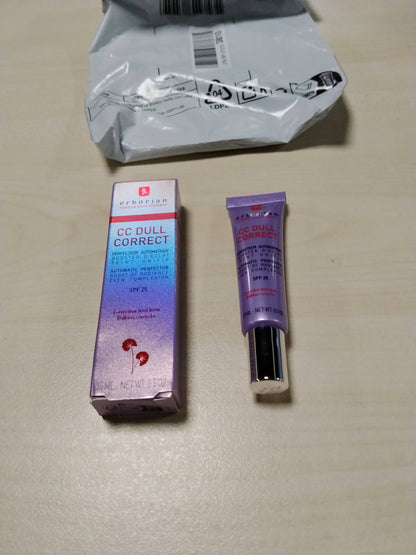 303221 - ERBORIAN CC Dull Correct - Krem Ditor Balancues për Lëkurë të Pakëndshme - Kozmetika koreane me Centella Asiatica - 15 ml