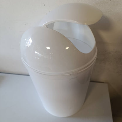 294426 - WENKO Kosh kozmetik me majë rrotulluese, 6L, plastikë e bardhë për banjo