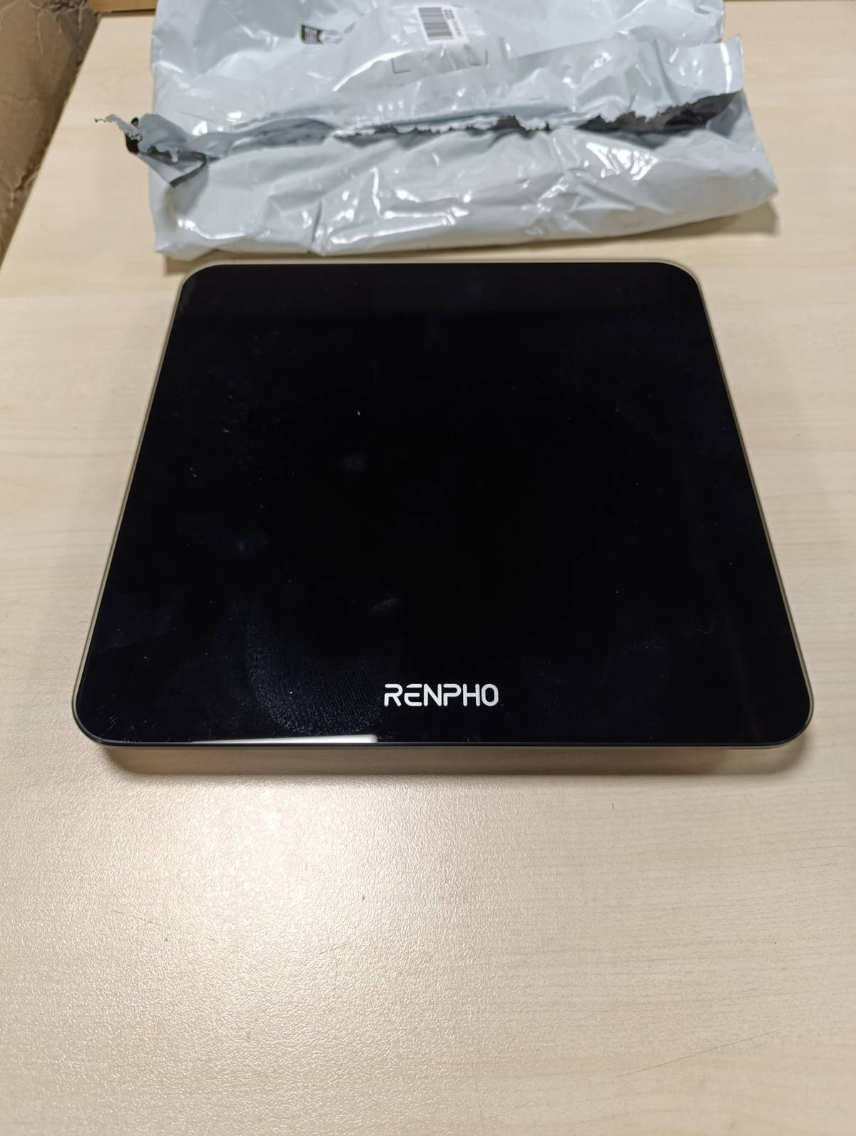 318394 - RENPHO - Peshore Dixhitale për Banjë, Peshore me Precizion të Lartë të Peshës së Trupit me Ekran të Ndriçuar, Saktësi Gradimi 0.1 lb (50 g), Teknologji Hap-Ngjitjeje, Kapacitet 180 kg/400 lb, E Zezë, Core 1S