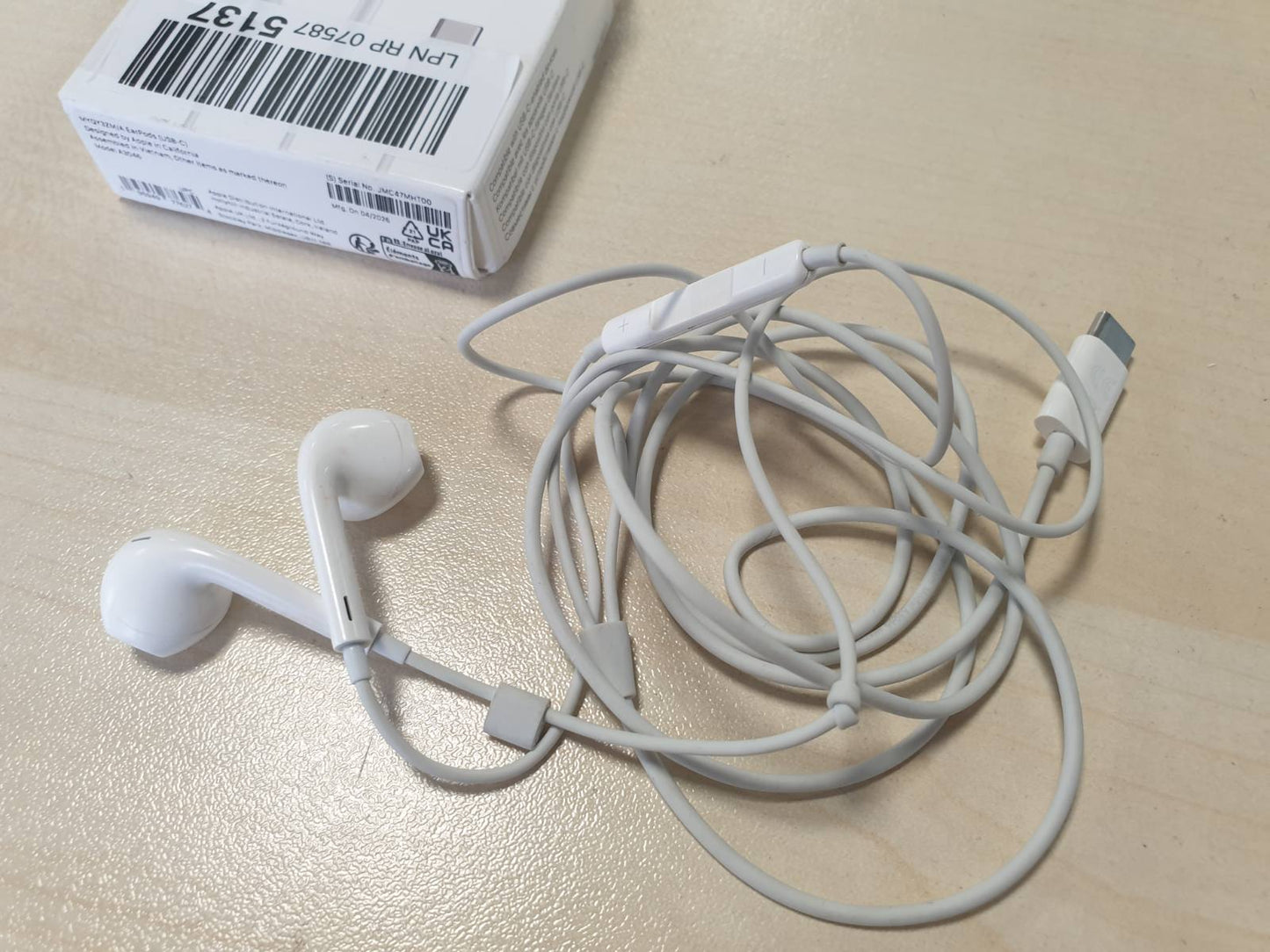 276902 - APPLE Kufje (USB-C)