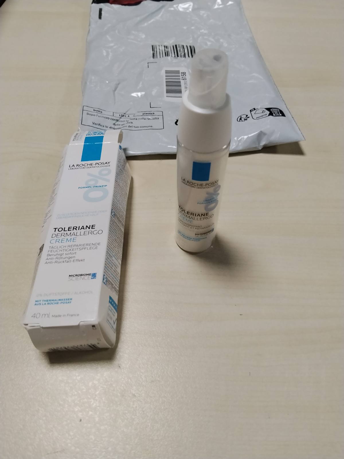 307584 - LA ROCHE-POSAY Krem për fytyrën, 40 ml, për lëkurë të prirur ndaj alergjive, zvogëlon skuqjen, me Sphingobioma dhe Neurosensine, pa aromë dhe pa alkool