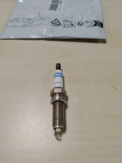 335023 - BOSCH Kandela Iridiumi YR8SII30W - 1 Kandela