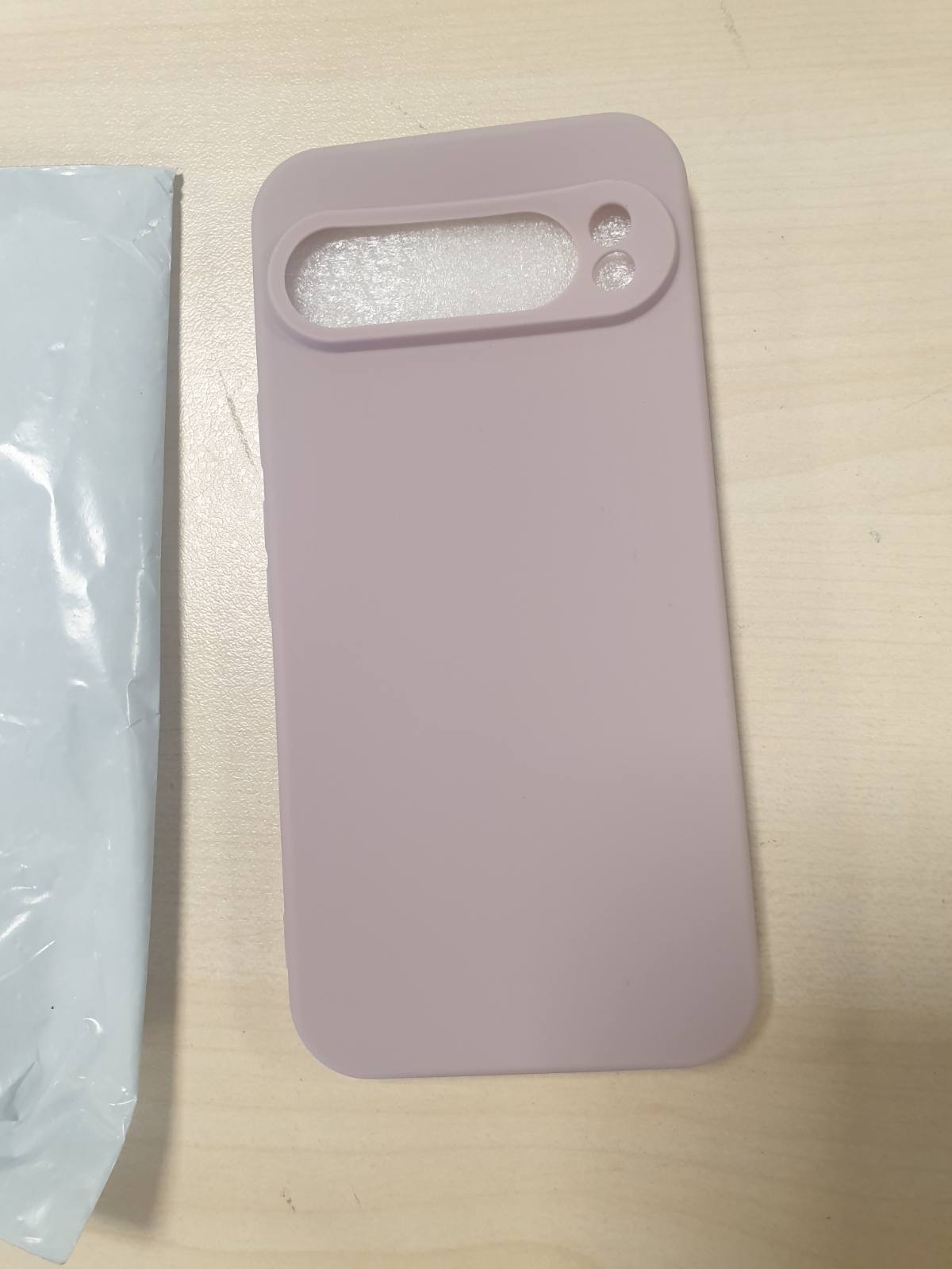 269619 - kwmobile Mbrojtëse për Google Pixel 9 Pro XL - Mbrojtëse prej silikoni të butë - Ngjyrë jargavani nudo