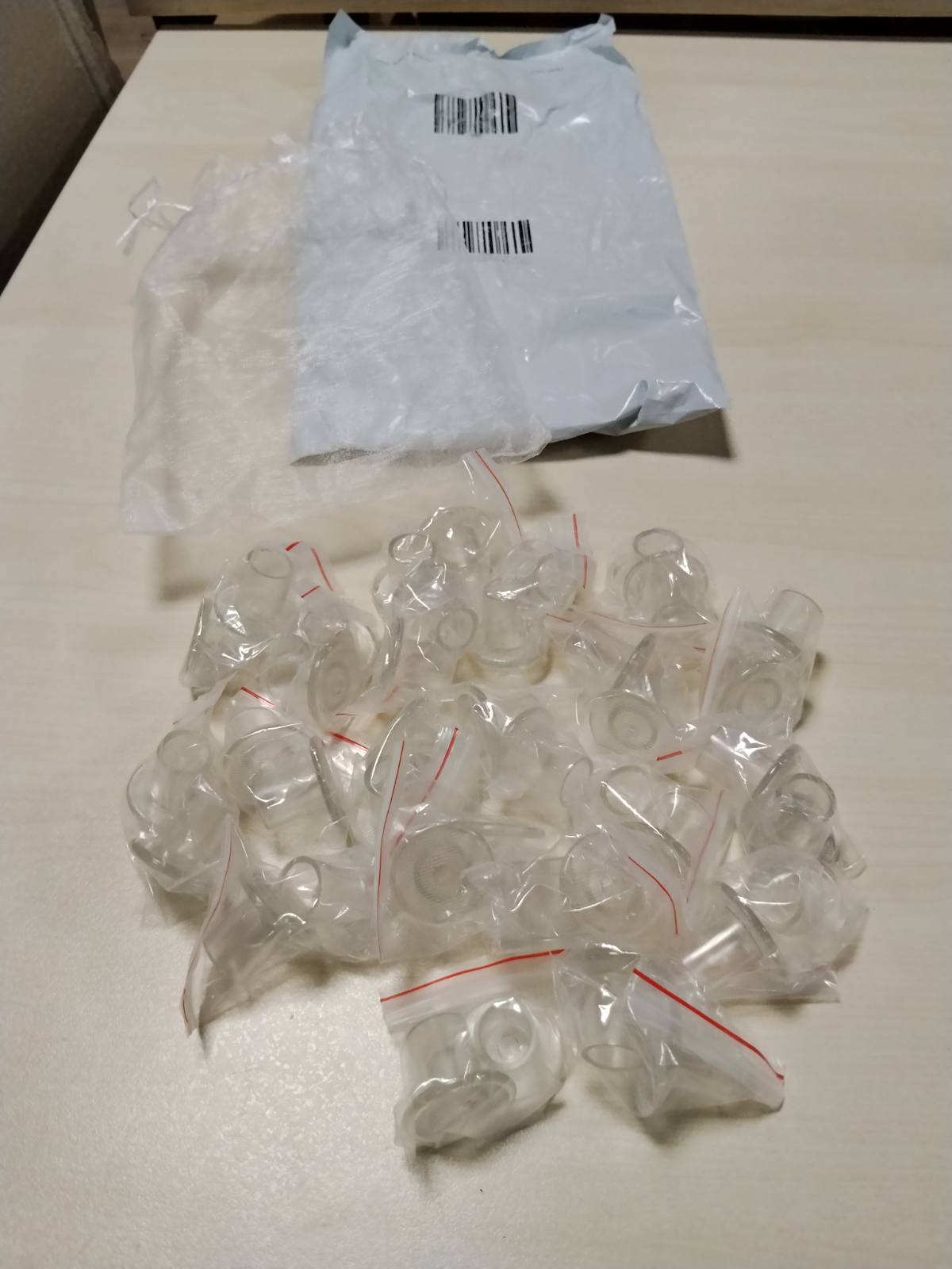 300657 - ARMATUSE 42 palë mbrojtëse thembrash për taka të larta, 3 madhësi, mbulesa ndaluese thembrash për dasma dhe raste zyrtare (transparente).