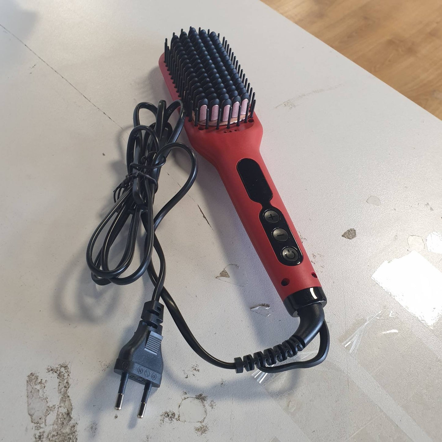 316509 - MEGAWISE Furçë Drejtuese Jonike Qeramike Pro - Ngrohet shpejt në 20 sekonda, fikje automatike, mbrojtje nga djegia, tension i dyfishtë, kabllo energjie e kthyeshme - Stilim në shtëpi (e kuqe domatesh)
