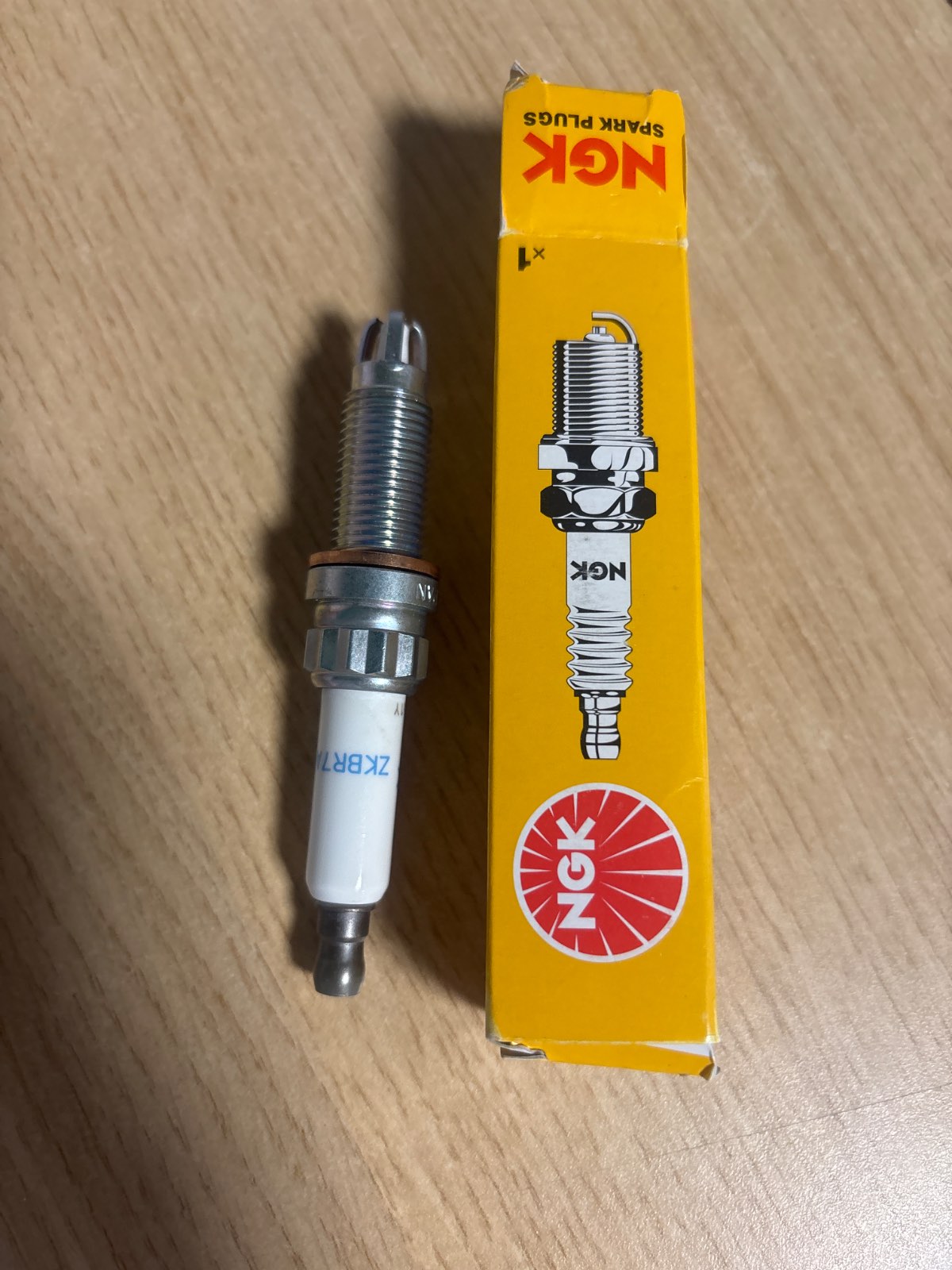 335000 - NGK Zündkerze ZKBR7A-HTU 91785