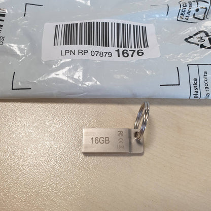 277178 - Verbatim Njësi Flash Metalike Executive USB 2.0 - 16 GB, përfshin Mbajtëse Çelësash Praktike, Argjend, 98748