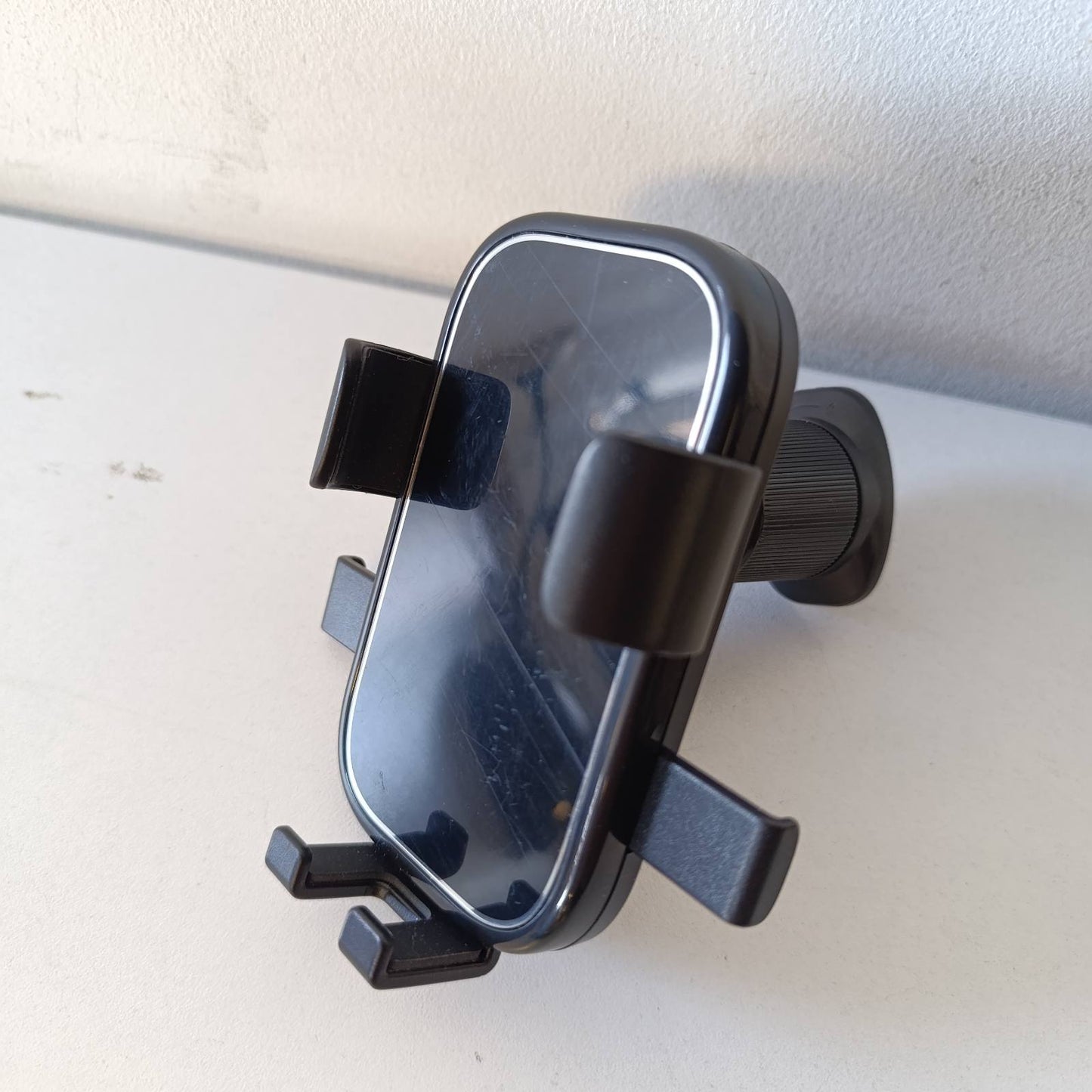 277211 - GRIFEMA Mbajtëse telefoni për ventilim në makinë me mbyllje automatike, rrotullim 360°, për telefona 4.7-7 inç