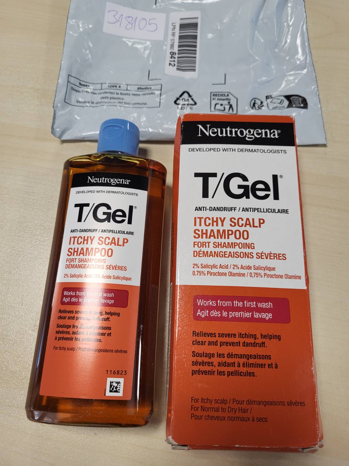 318105 - NEUTROGENA Shampo kundër zbokthit T/Gel, 250 ml