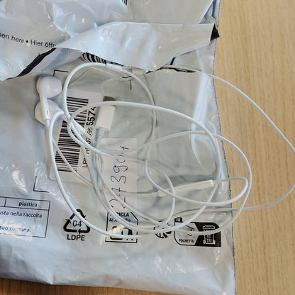 273904 - APPLE Kufje USB-C