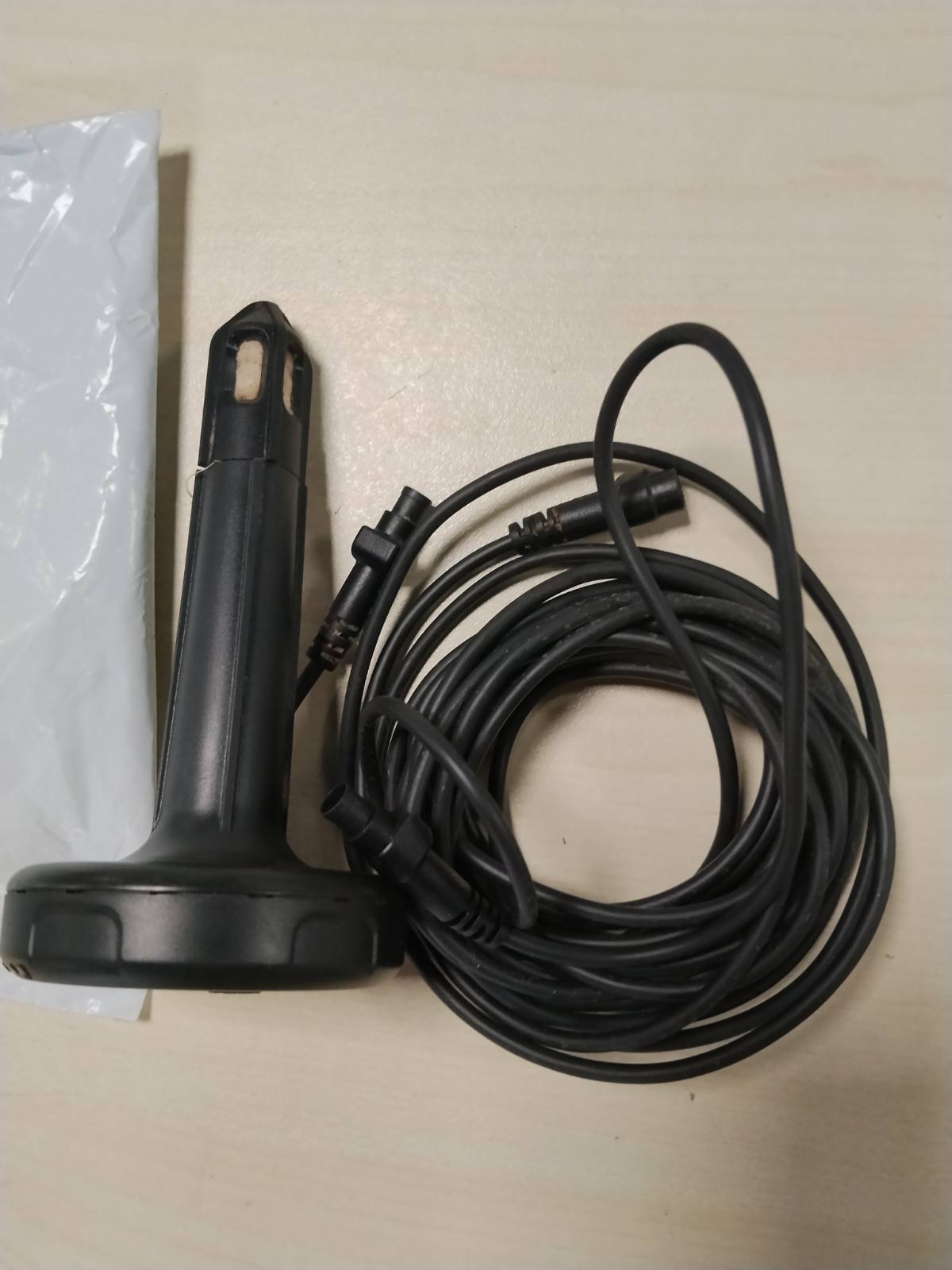 322311 - Gardena Sensori i lagështisë së tokës: Ujitje automatike, kabllo lidhjeje 5 m e gjatë, e zgjerueshme me kabllo zgjatuese (01867-20)