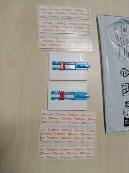289360 - TESA Gozhdë ngjitëse për letër-muri dhe allçi - e rregullueshme në lartësi - Gozhdë vetëngjitëse - ideale për kanavacë dhe korniza shtrirëse - fuqi mbajtëse 2 kg/gozhdë - e lëvizshme pa lënë gjurmë