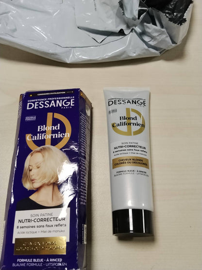 318501 - DESSANGE Trajtim ushqyes-korrektues me patinë blu për bjonden kaliforniane Acid laktik dhe mjaltë manuka Ushqen dhe neutralizon tonet e verdha Flokë bjonde, të lyer dhe të zbardhur 140ml