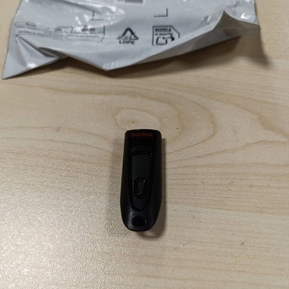 273950 - SANDISK Njësi flash USB 3.0 Ultra 128 GB (softuer SecureAccess, mbrojtje me fjalëkalim, shpejtësi transferimi deri në 130 MB/s) e zezë