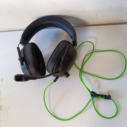 273001 - RAZER BlackShark V2 X - Kufje Sportive Elektronike me Tel për Shumë Platforma (Drejterë Triforce 50 mm, anulim pasiv i avancuar i zhurmës, tingull rrethues 7.1, mikrofon kardioid) E zezë