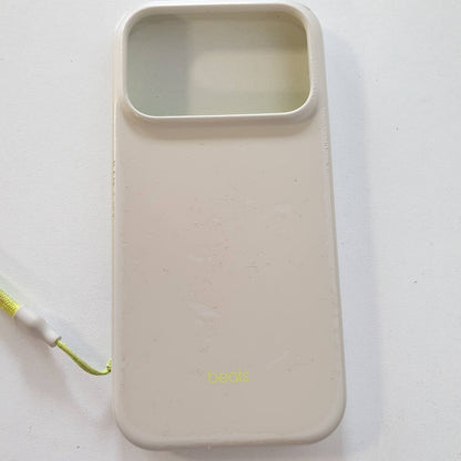 309674 - MBËSHTJELLËSE BEATS PËR IPHONE 17 PRO ME MAGSAFE DHE KONTROLA TË KAMERËS, MBËSHTETËSE TË INTEGRUAR DHE RRIP MBAJTËS, PJESË E JASHTME MAT ME RRRESHTIM MIKROFIBRE – LIMESTONE