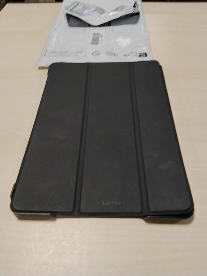 305365 - HAMA Mbështjellëse për Apple iPad 2021/2020/2019 10.2" e zezë, mbështjellëse e palosshme, mbrojtëse me funksion mbështetëse, mbulesë magnetike