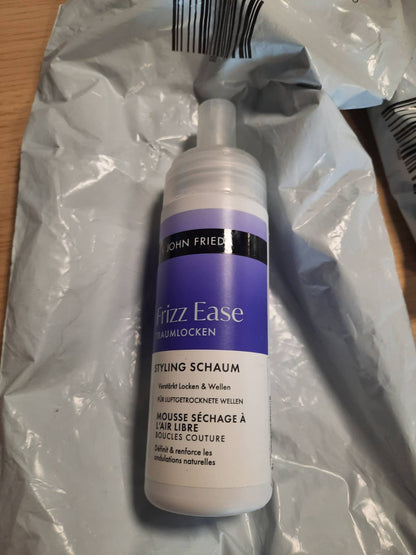 303733 - JOHN FRIEDA Shkumë stilimi Frizz Ease Dream Curls, 150 ml, për flokë të valëzuar dhe kaçurrela, i përshtatshëm për flokë të lyer