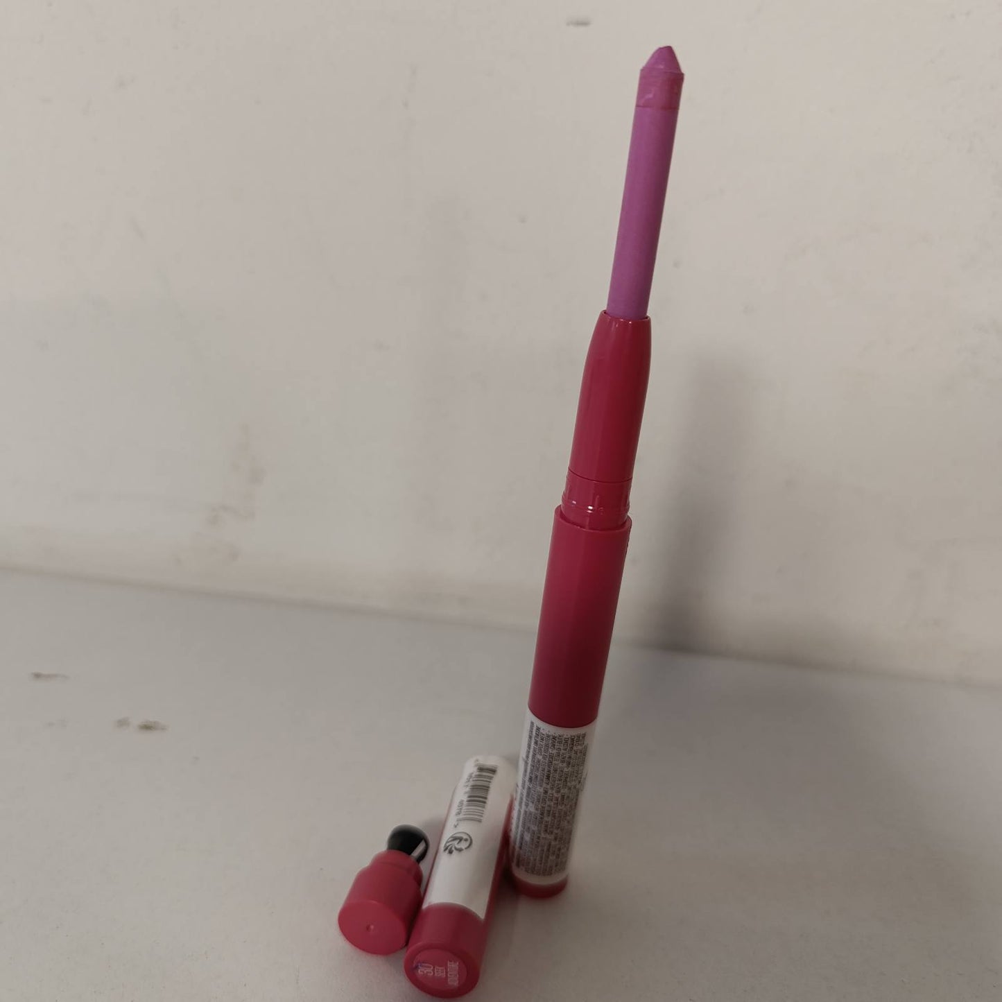 275878 - MAYBELLINE NEW YORK Buzëkuq Super Stay Ink Crayon, mat dhe me qëndrueshmëri të gjatë, Nr. 30 Seek Adventure, 1.5 g
