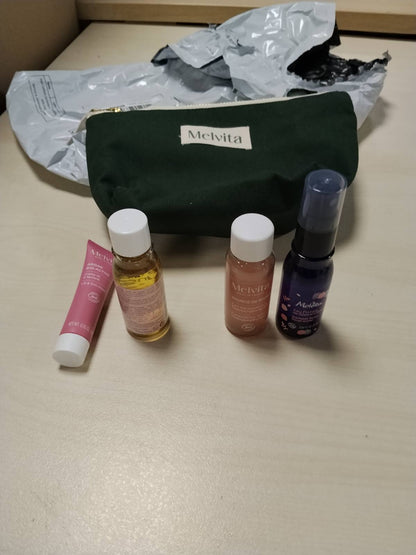 297141 - MELVITA Kit për Kujdesin e Fytyrës për Udhëtim, për të gjitha llojet e lëkurës