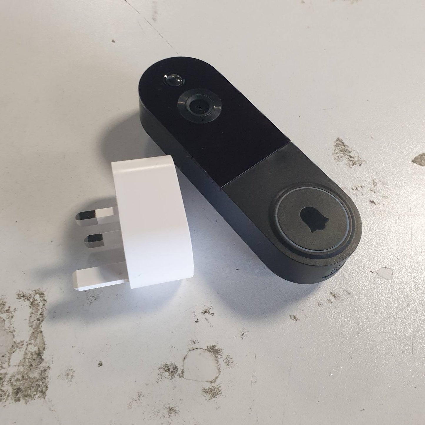 322690 - FameVibe Kamera me zile dere pa tel 1080P, Zbulim njerëzor me inteligjencë artificiale, Shikim nate, Audio 2-kahëshe, Mundësuar nga bateria, Ruajtje në renë kompjuterike, WiFi 2.4G, Mbikëqyrje e brendshme dhe e jashtme (e zezë)