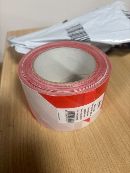 335459 - Amig - Shirit Barriere Jo-Ngjitës - PVC - 70 mm x 200 m - I papërshkueshëm nga uji dhe fleksibël - Shirit i Kuq dhe i Bardhë