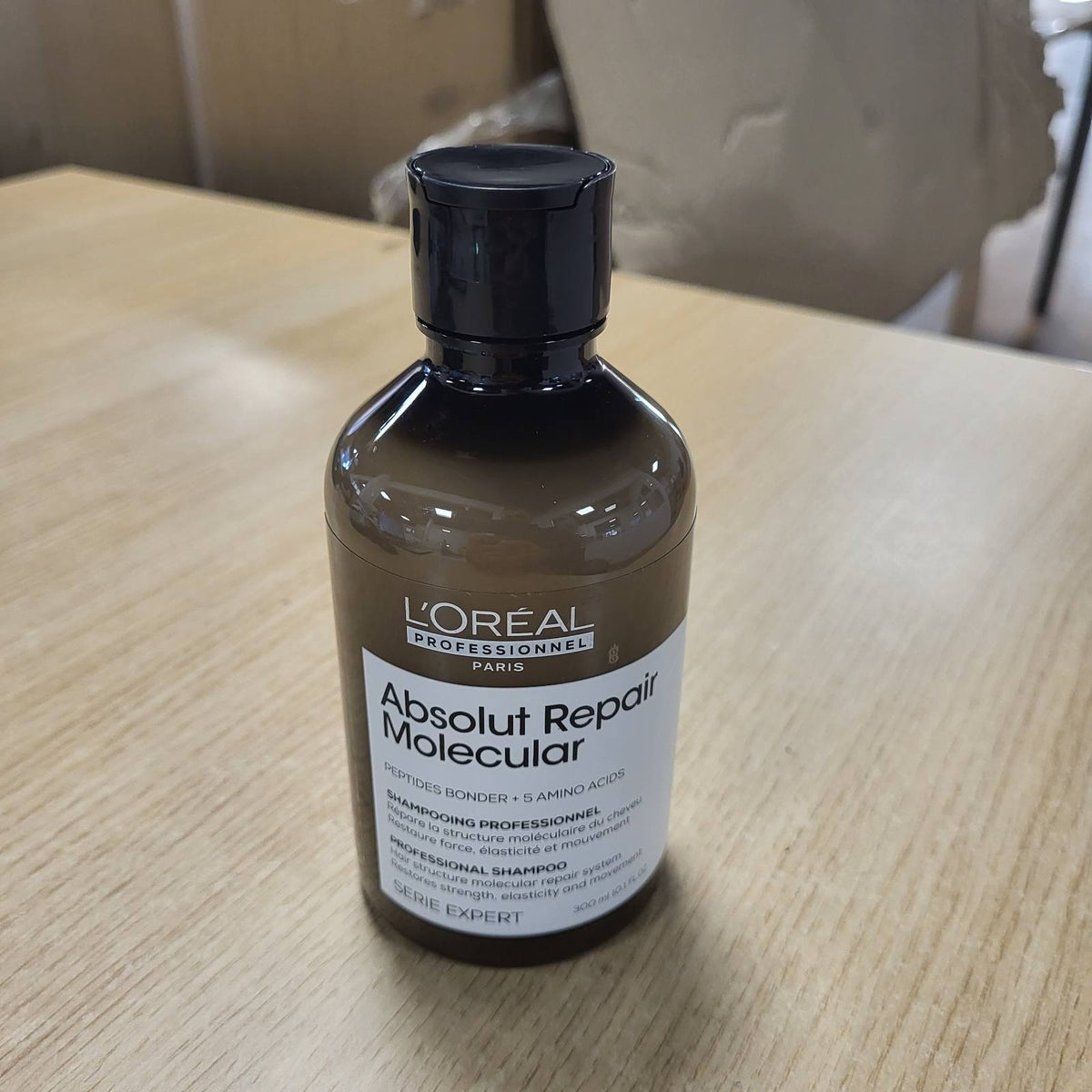 307645 - L'ORÉAL PROFESSIONNEL Shampo për flokë të dëmtuar, riparim thellë molekular, lidhës peptidesh dhe 5 aminoacide, Serie Expert, 300 ml