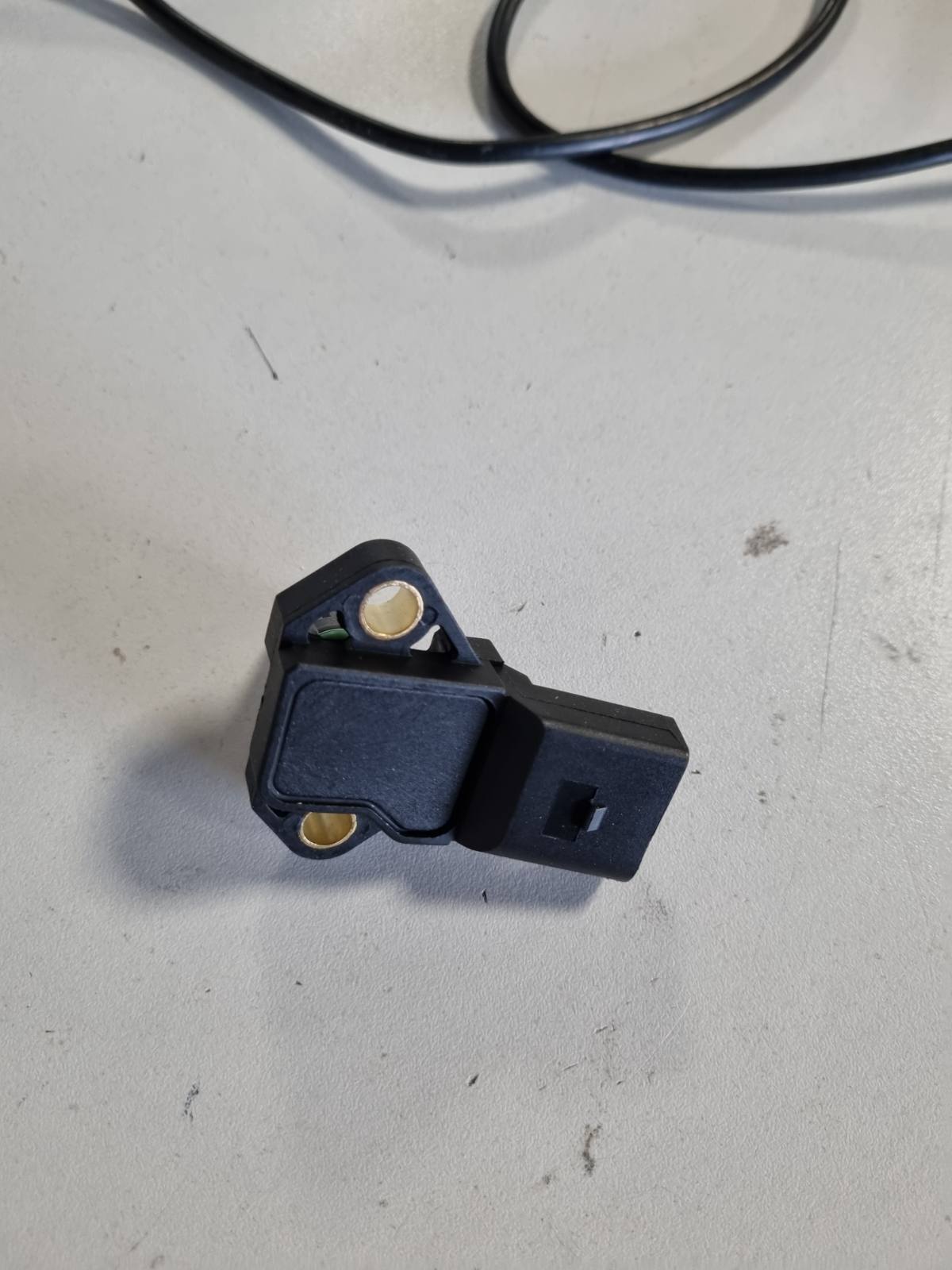 313973 - febi bilstein Sensor presioni i kolektorit të marrjes 170216, 1 copë