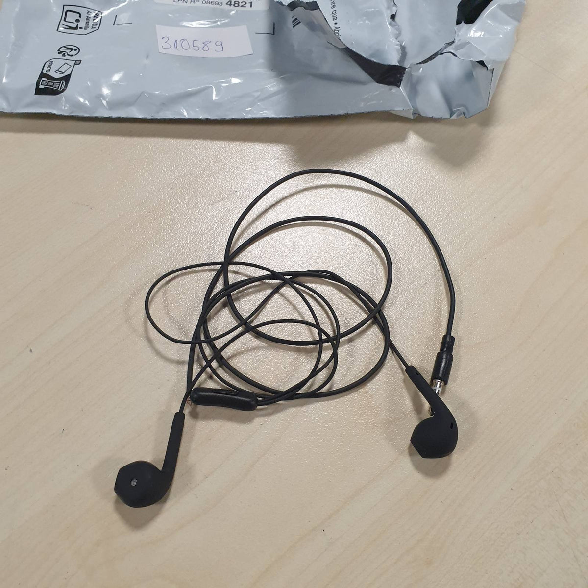 310589 - WAYTEX - Kufje me mikrofon dhe hyrje 3.5 mm – Set pa duar, i pajtueshëm me të gjitha markat - të zinj
