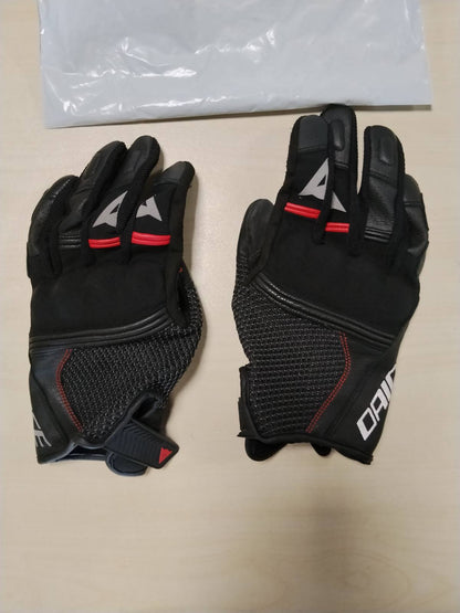 312560 - DAINESE Doreza Namib, Doreza Motoçiklete Verore, material elastik dhe të ventiluar, Ekran me prekje, Për Burra, E zezë/E zezë, L