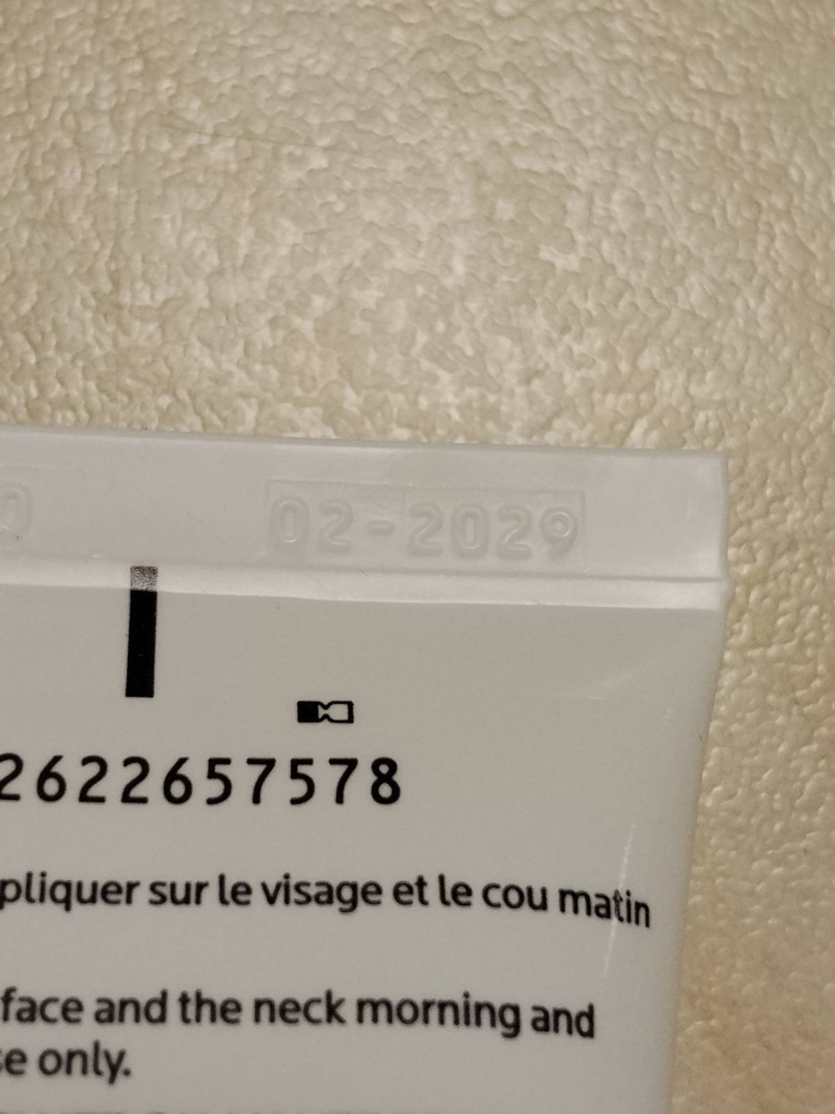 306387 - LA ROCHE-POSAY Krem Hidratues i Pasur Toleriane për Lëkurë të Ndjeshme, 40 ml