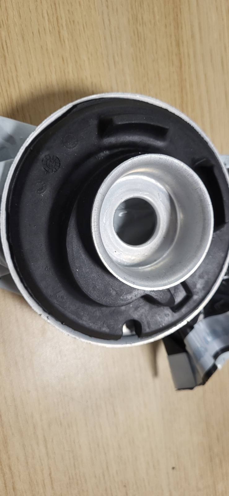 314363 - FEBI BILSTEIN Pllakë sustë 38626 për sustën e pezullimit, 1 copë