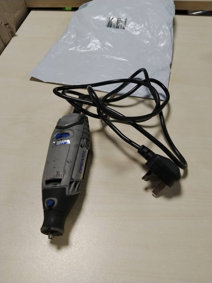 312631 - DREMEL Kit Veglash Rrotulluese 3000 me Kabllo 130W me Kuti të Butë dhe 15 Pajisje Aksesorë